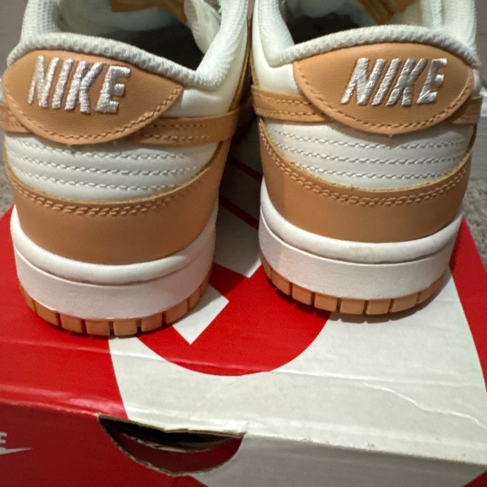 Nike dunks - Picture 3 of 5